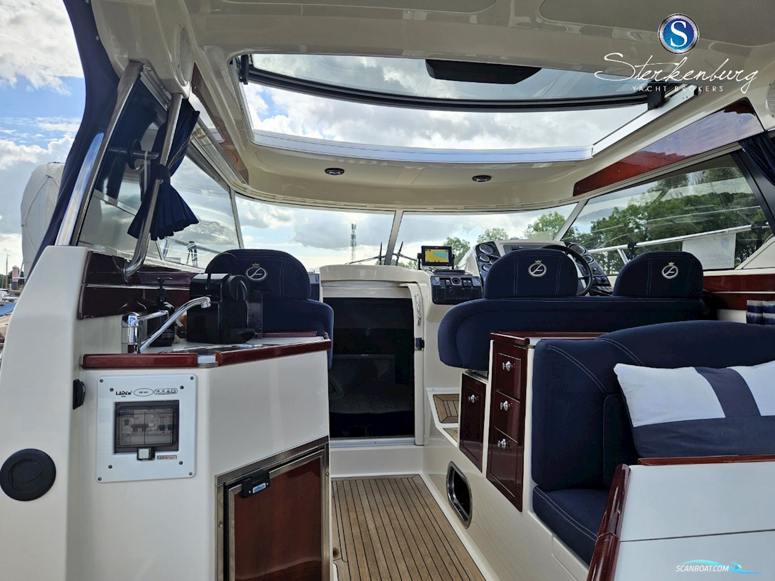 AQUADOR 33 HT