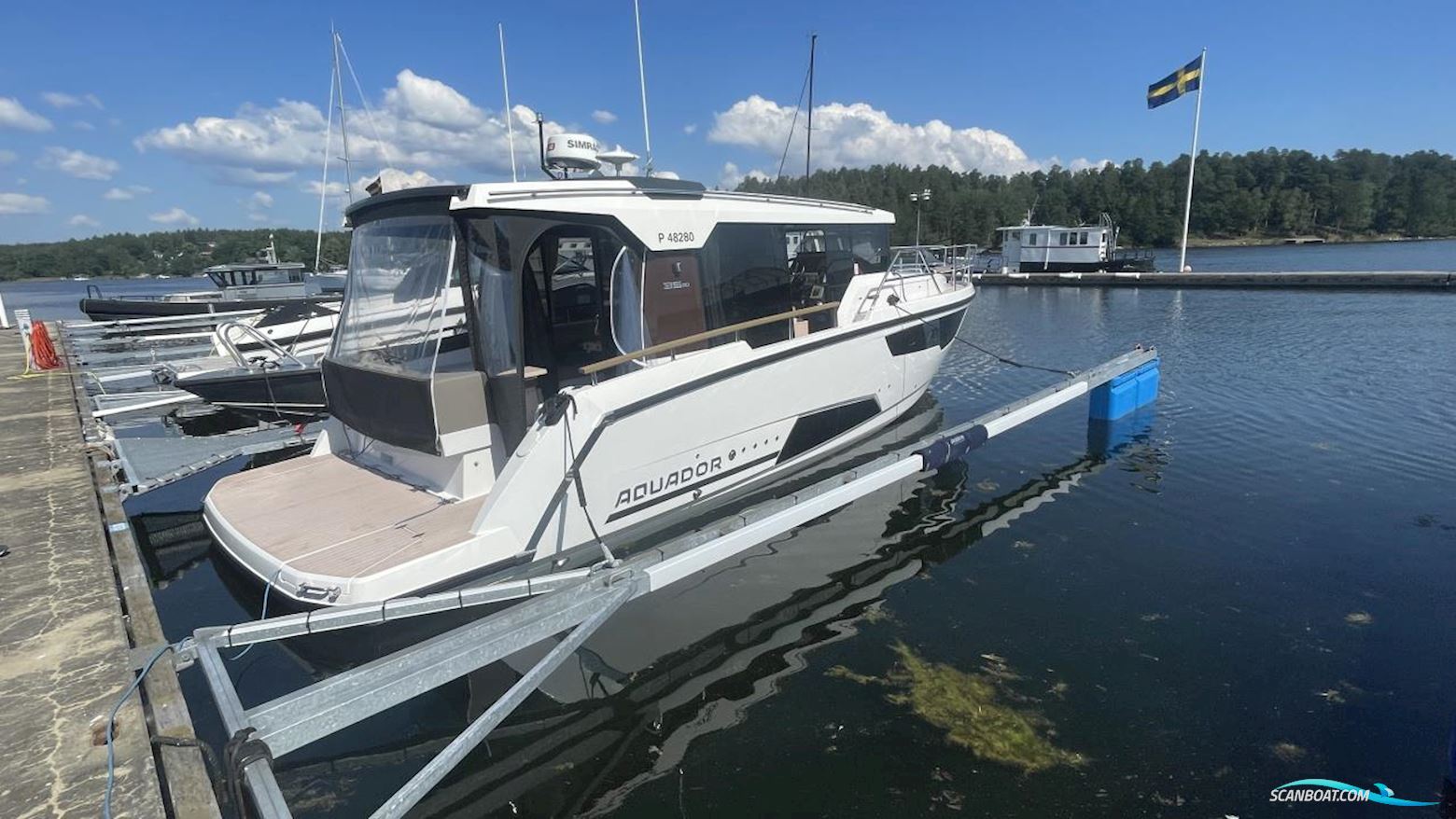 Aquador 35 AQ Motorboot 2017, mit 2x Mercruiser 260 motor, Sweden