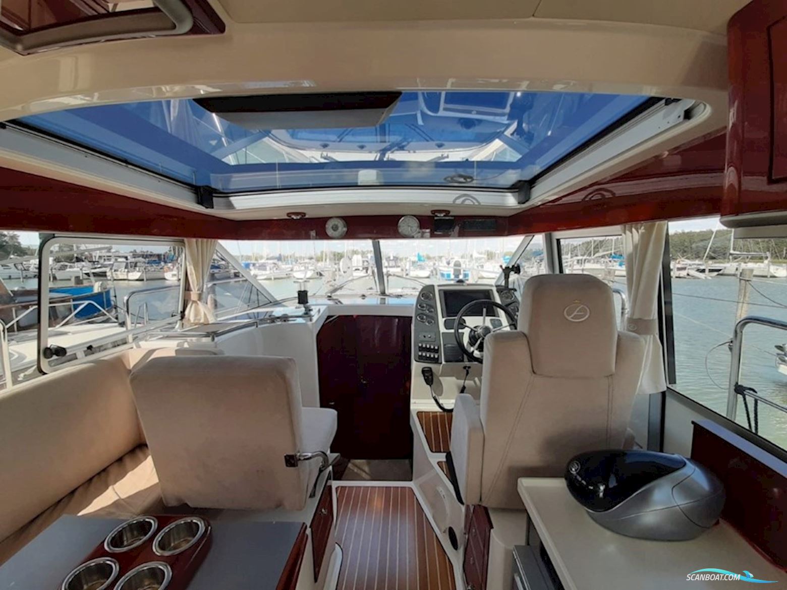 Aquador 35 C  2 x 260 Mercruiser 3.0 TDI