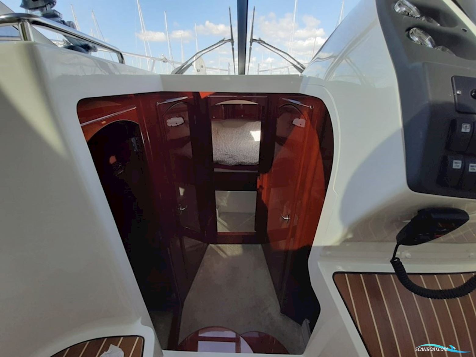 Aquador 35 C  2 x 260 Mercruiser 3.0 TDI