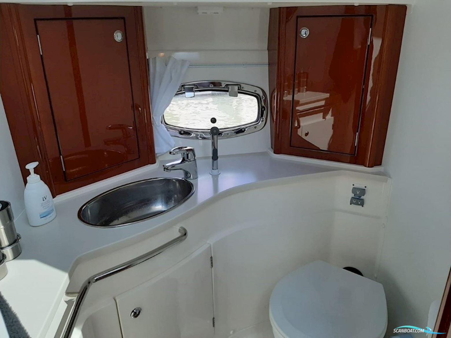 Aquador 35 C  2 x 260 Mercruiser 3.0 TDI