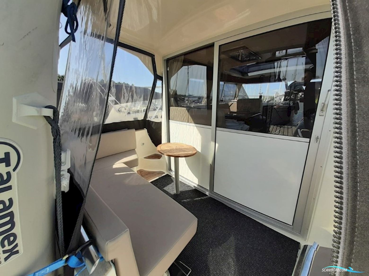 Aquador 35 C  2 x 260 Mercruiser 3.0 TDI