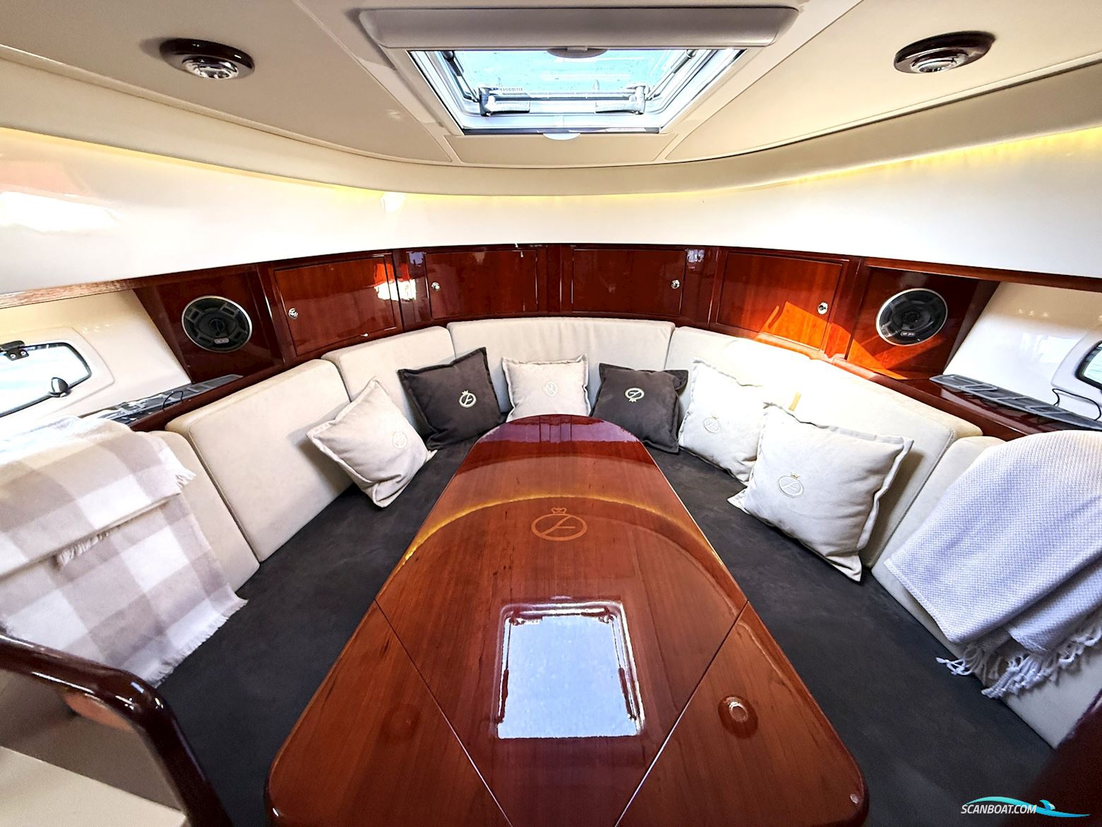 Aquador 35 ST
