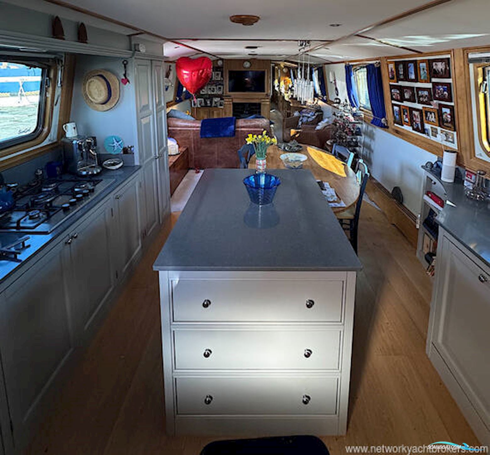 Aqualine Canterbury 70 Barge