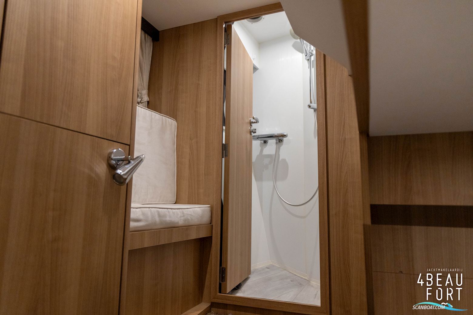 Aquanaut Andante 380 OC