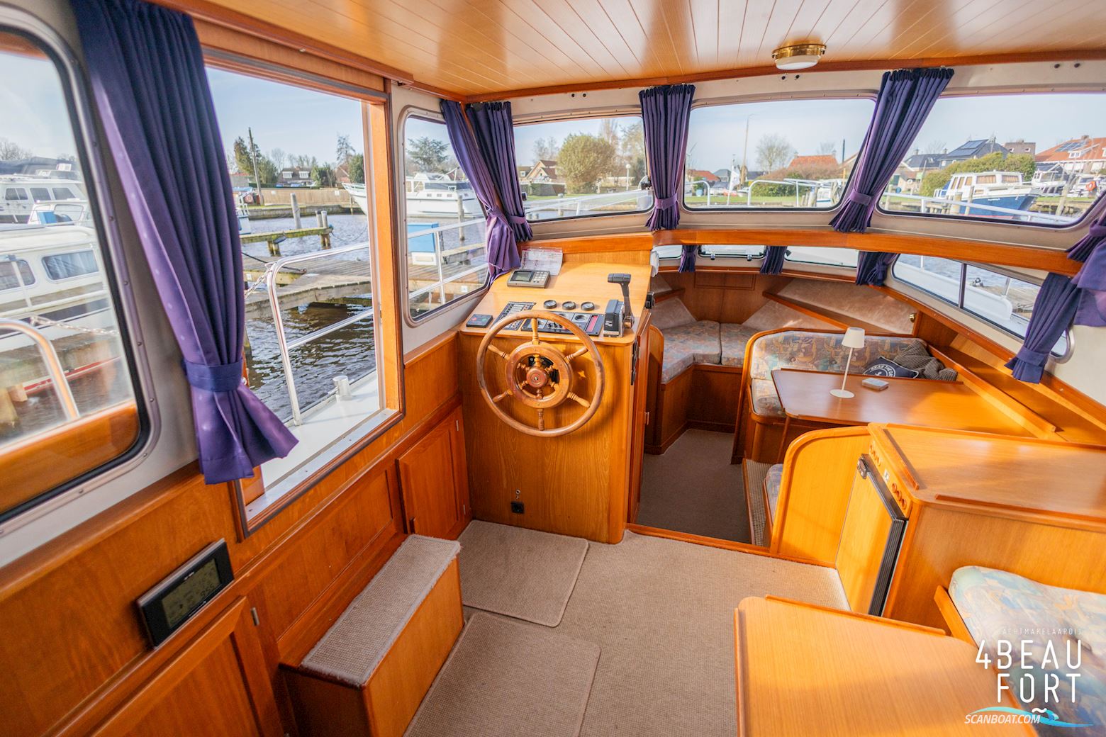 Aquanaut Beauty 1050 AK