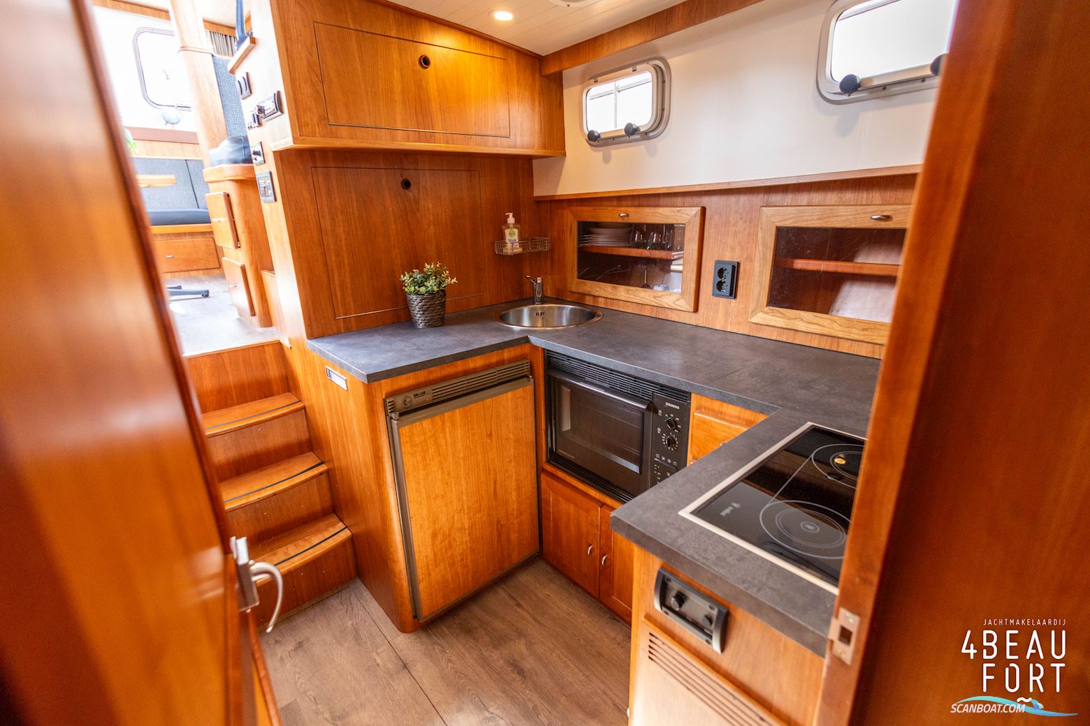 Aquanaut Drifter 1250 Fly