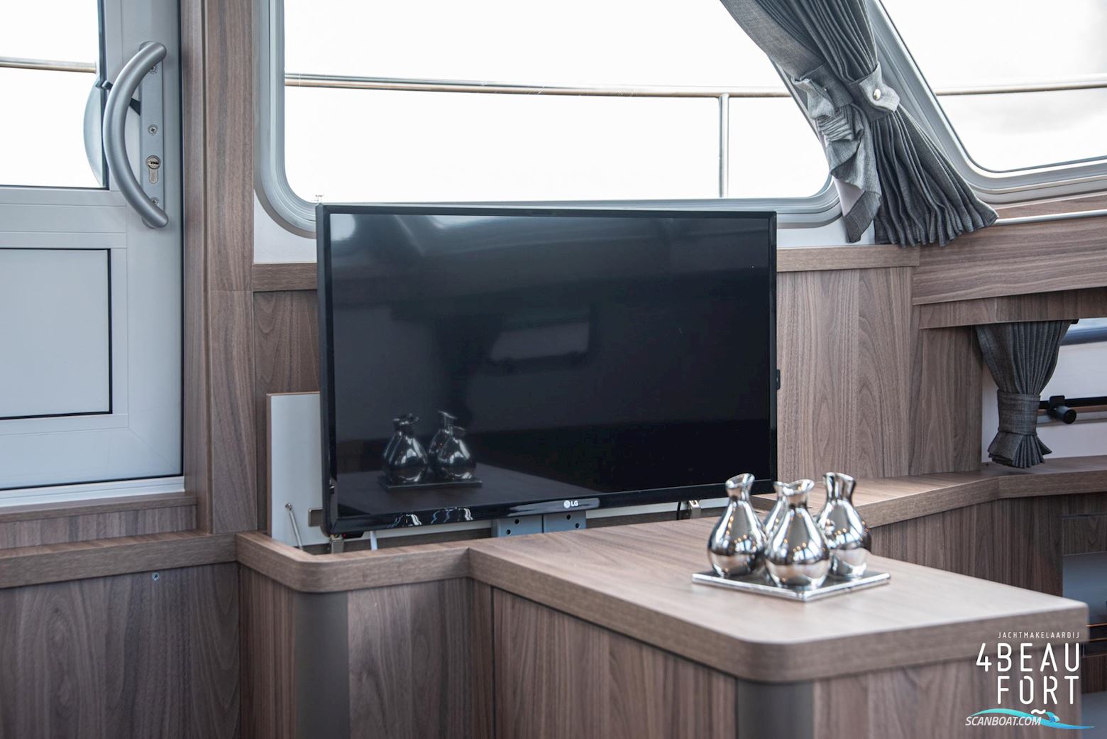 Aquanaut Drifter 350 AC