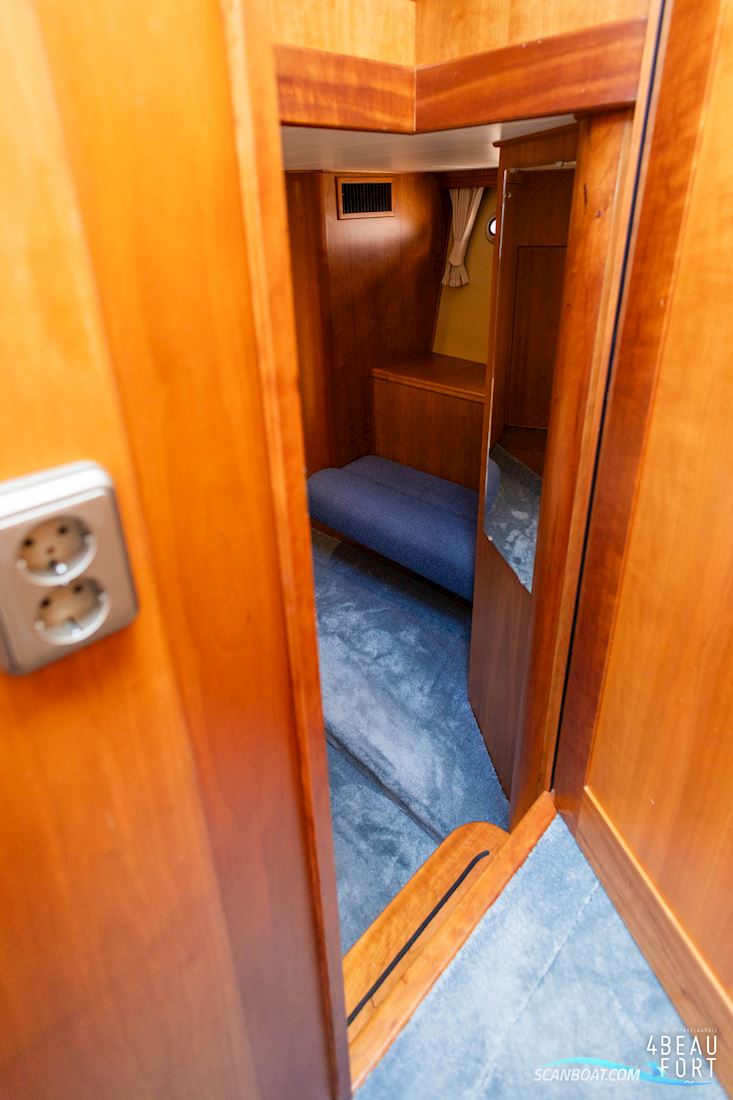 Aquanaut European Voyager 1300 II Admiraal Uitvoering