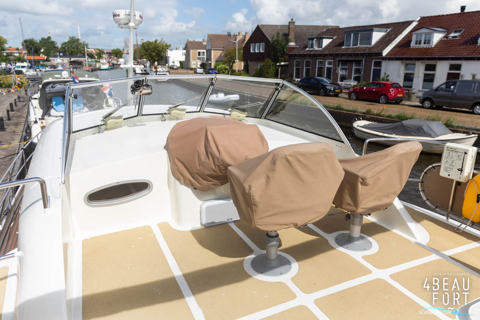 Aquanaut European Voyager 1300 II Admiraal uitvoering