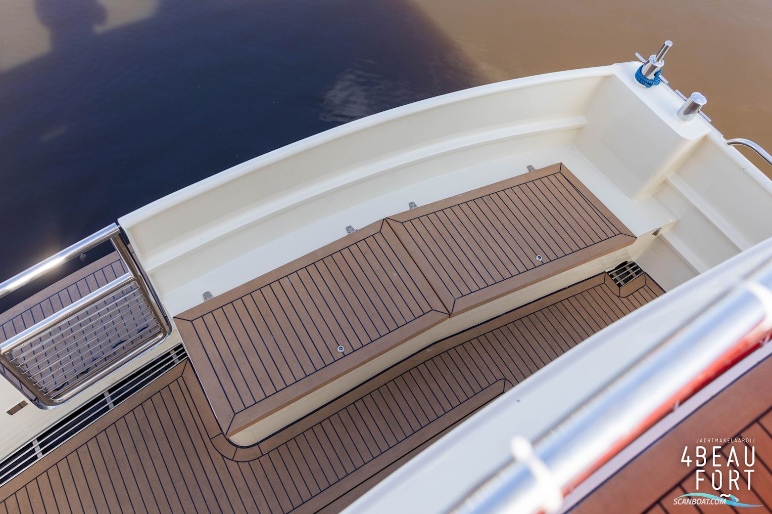 Aquanaut European Voyager 1300