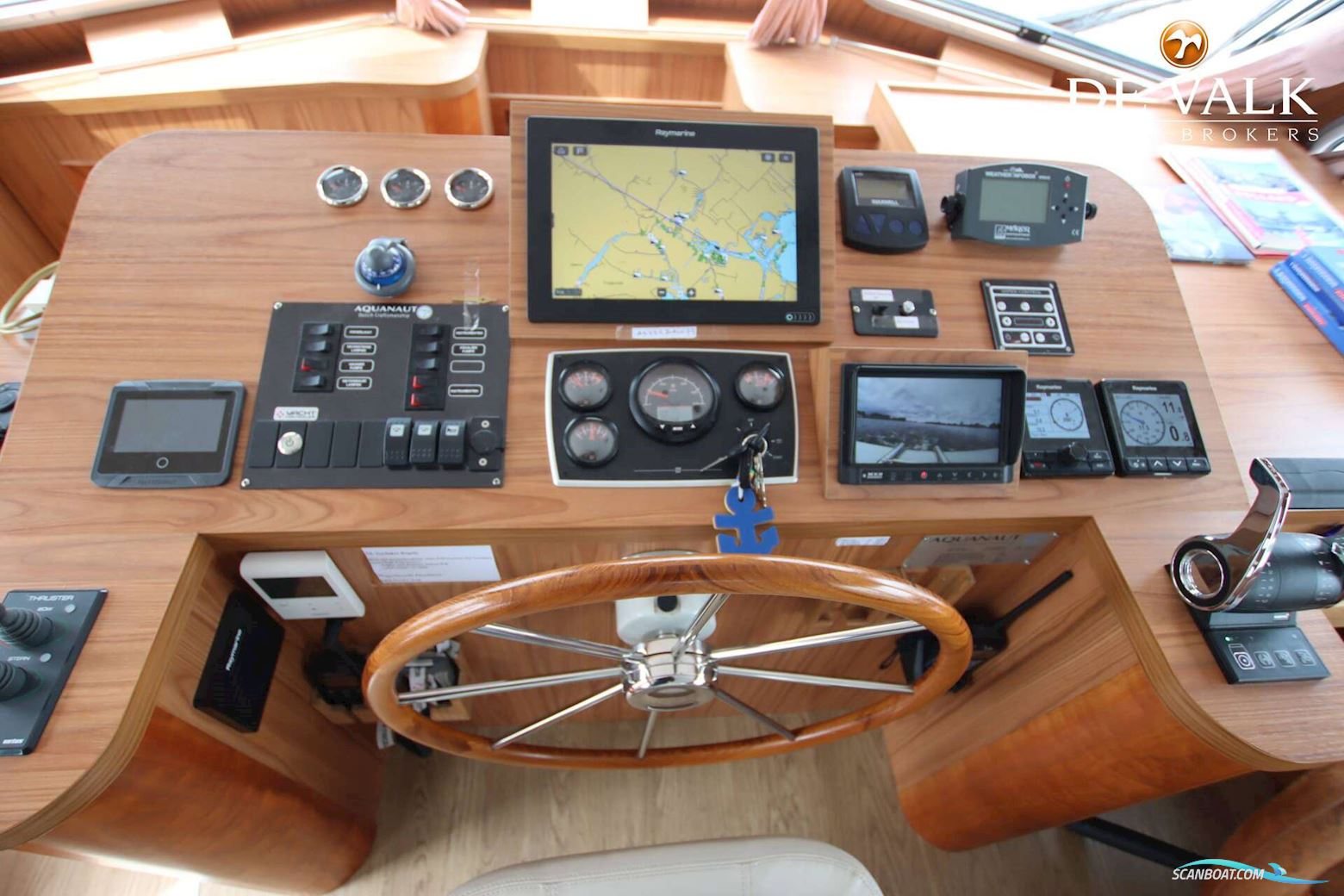 Aquanaut European Voyager 1300