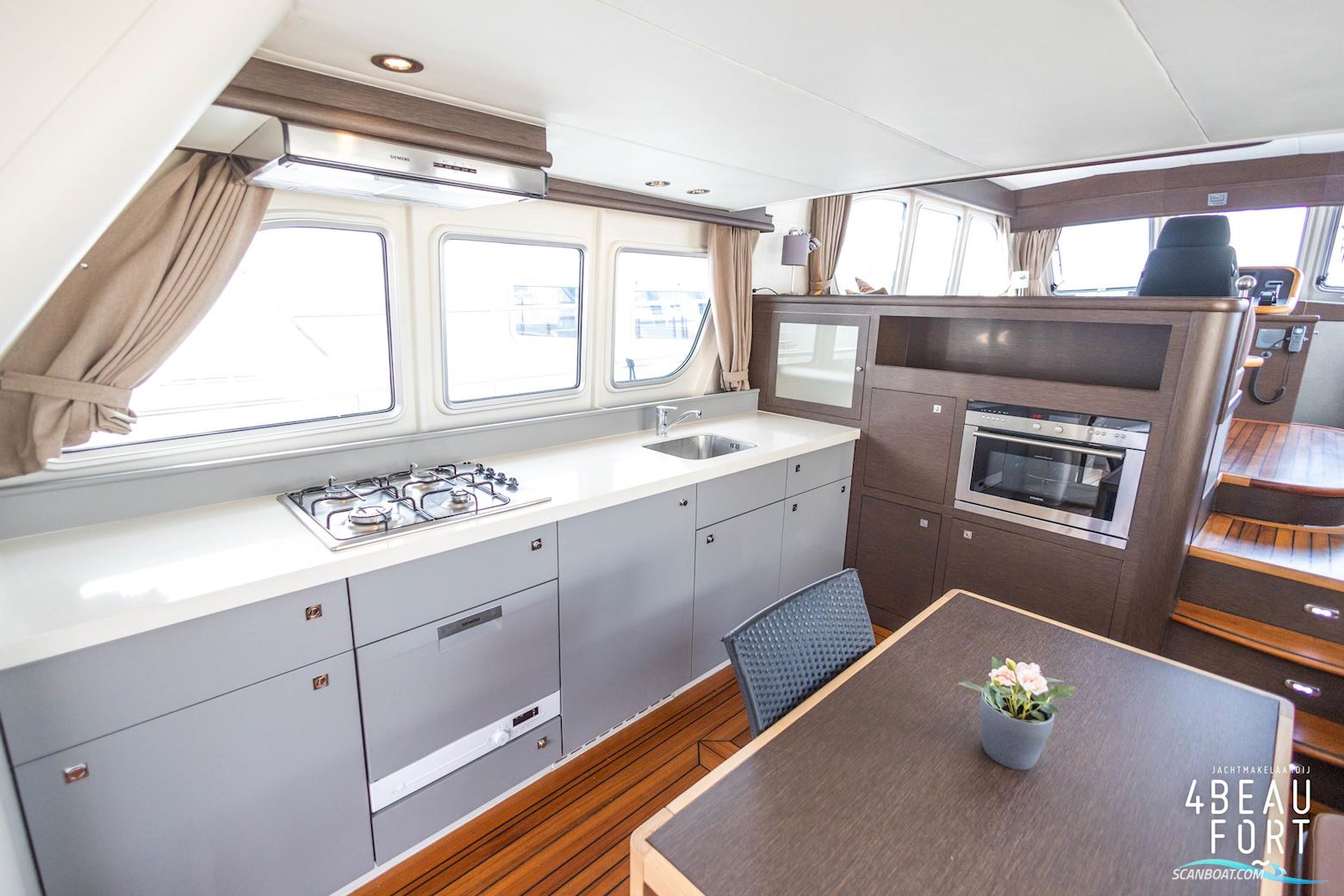 Aquanaut European Voyager 1500 II