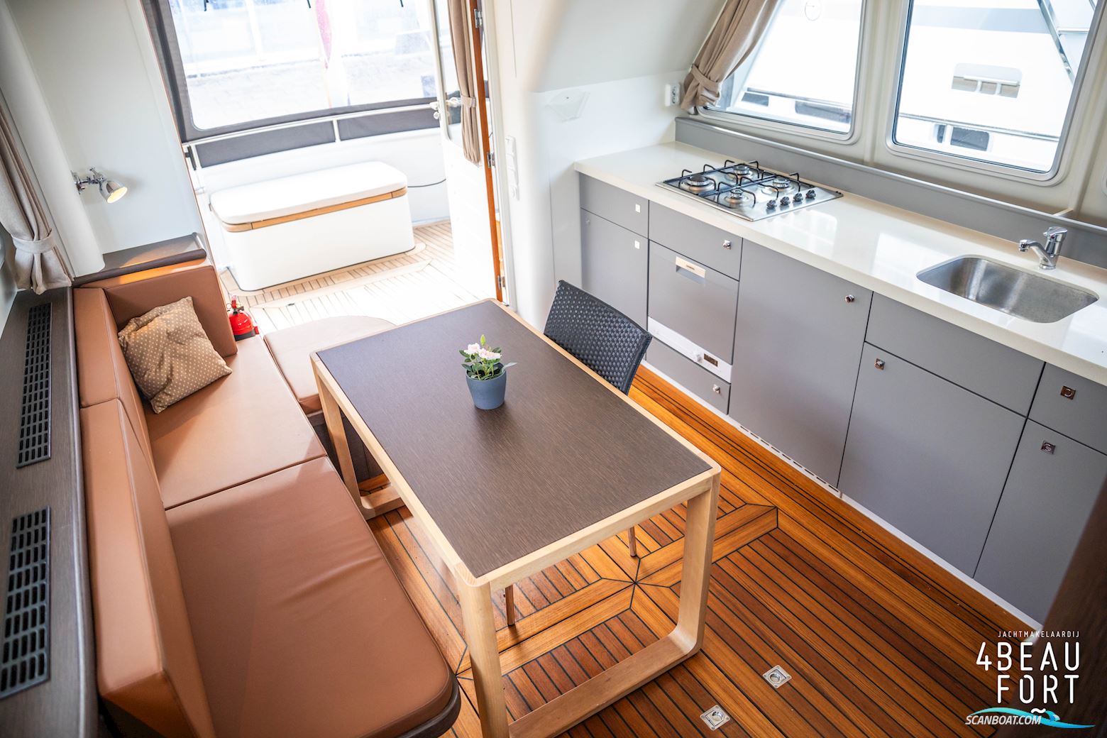 Aquanaut European Voyager 1500 II