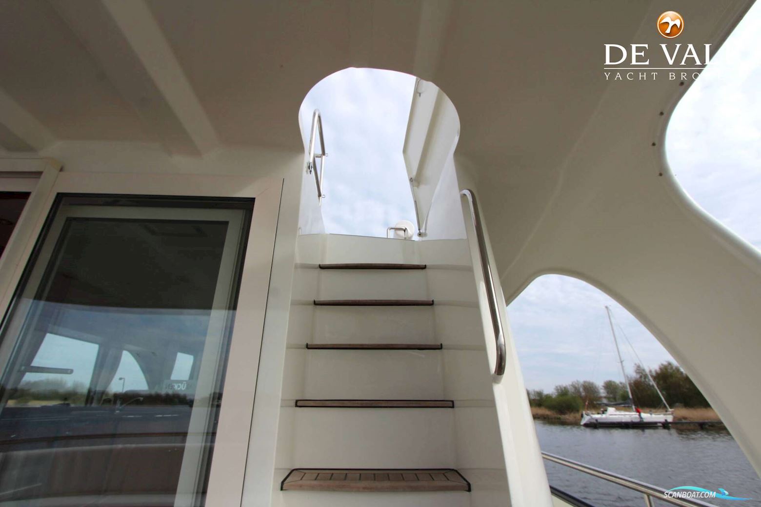 Aquanaut Global Voyager 1500 (Stabilizers)