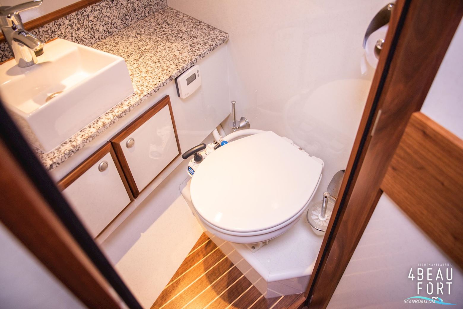 Aquanaut Privilege 1250 AK