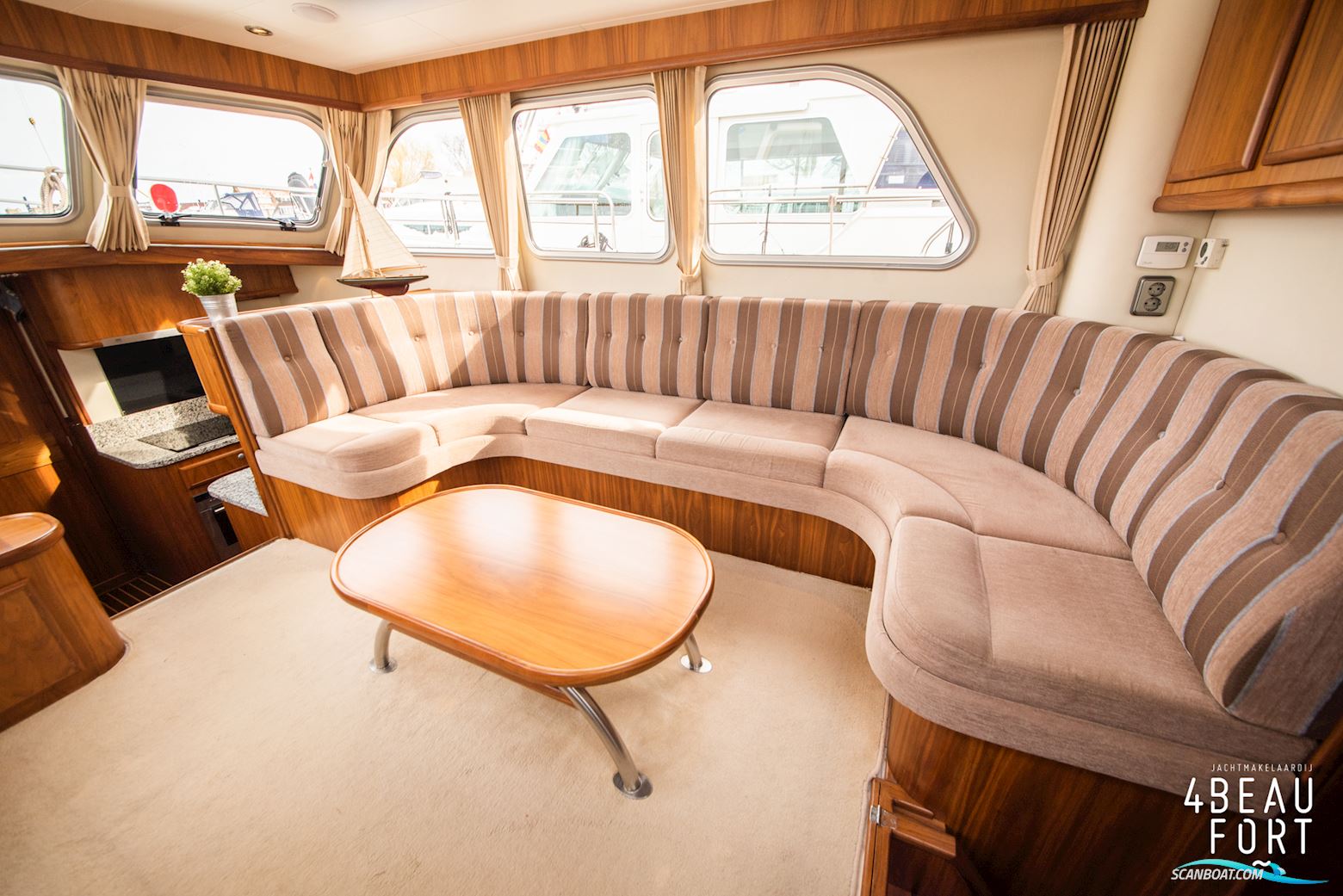 Aquanaut Privilege 1250 AK