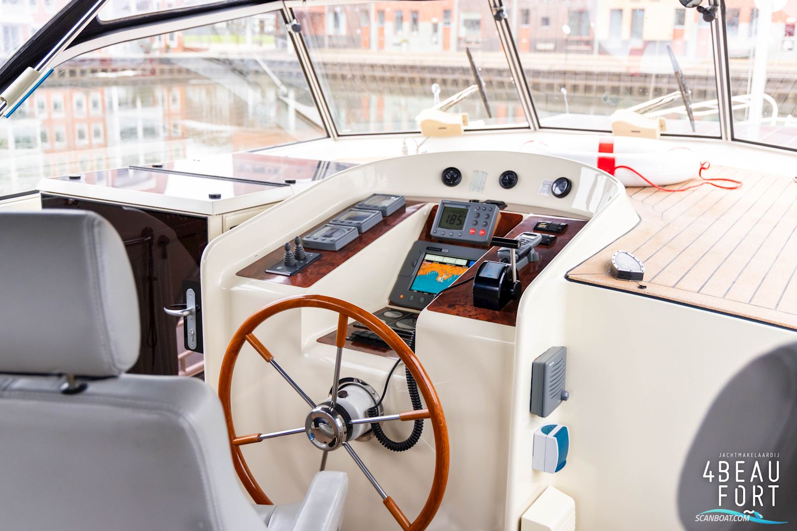 Aquanaut Privilege 1350 AK