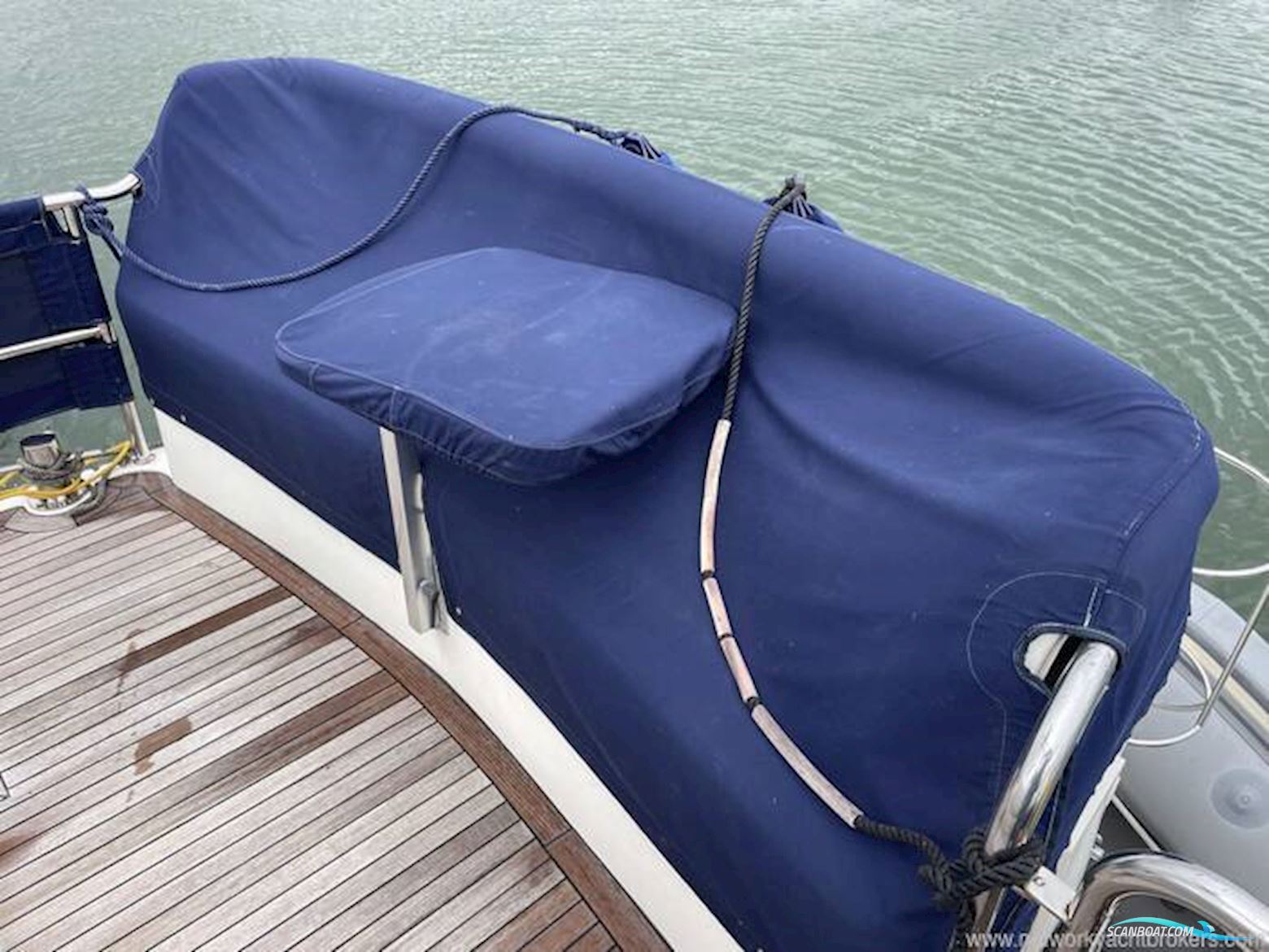Aquastar 38 Aft Cabin