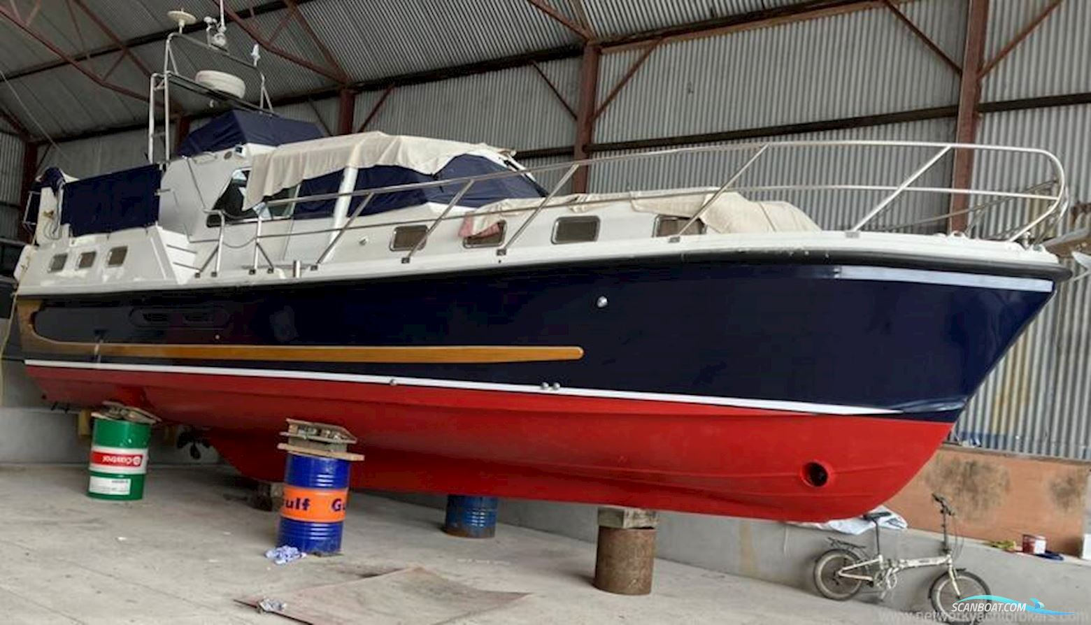 Aquastar 38 Aft Cabin