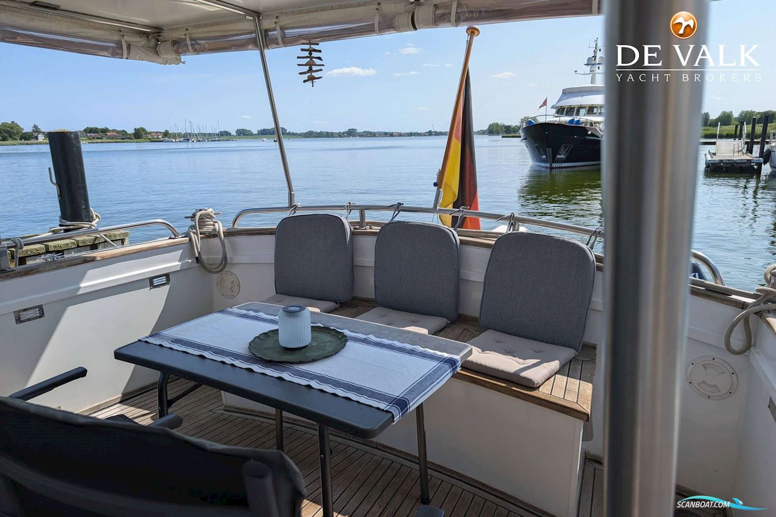 Aquastar 43 Fisherman