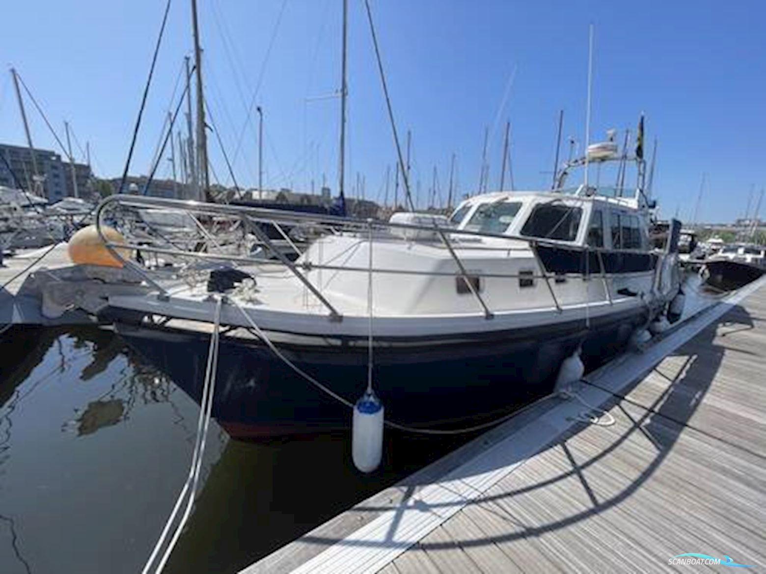 Aquastar Ocean Ranger 38 Aft Cabin Motorboot 1994, mit Volvo TAMD motor, England