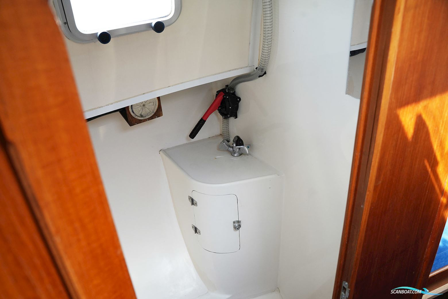 Aquastar Ocean Ranger 38