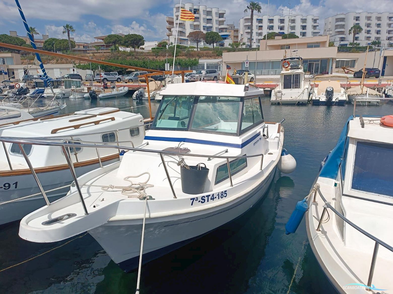 Arcona Fiber Sport 700 Motorboot 1990, mit Nissan LD20 motor, Spanien