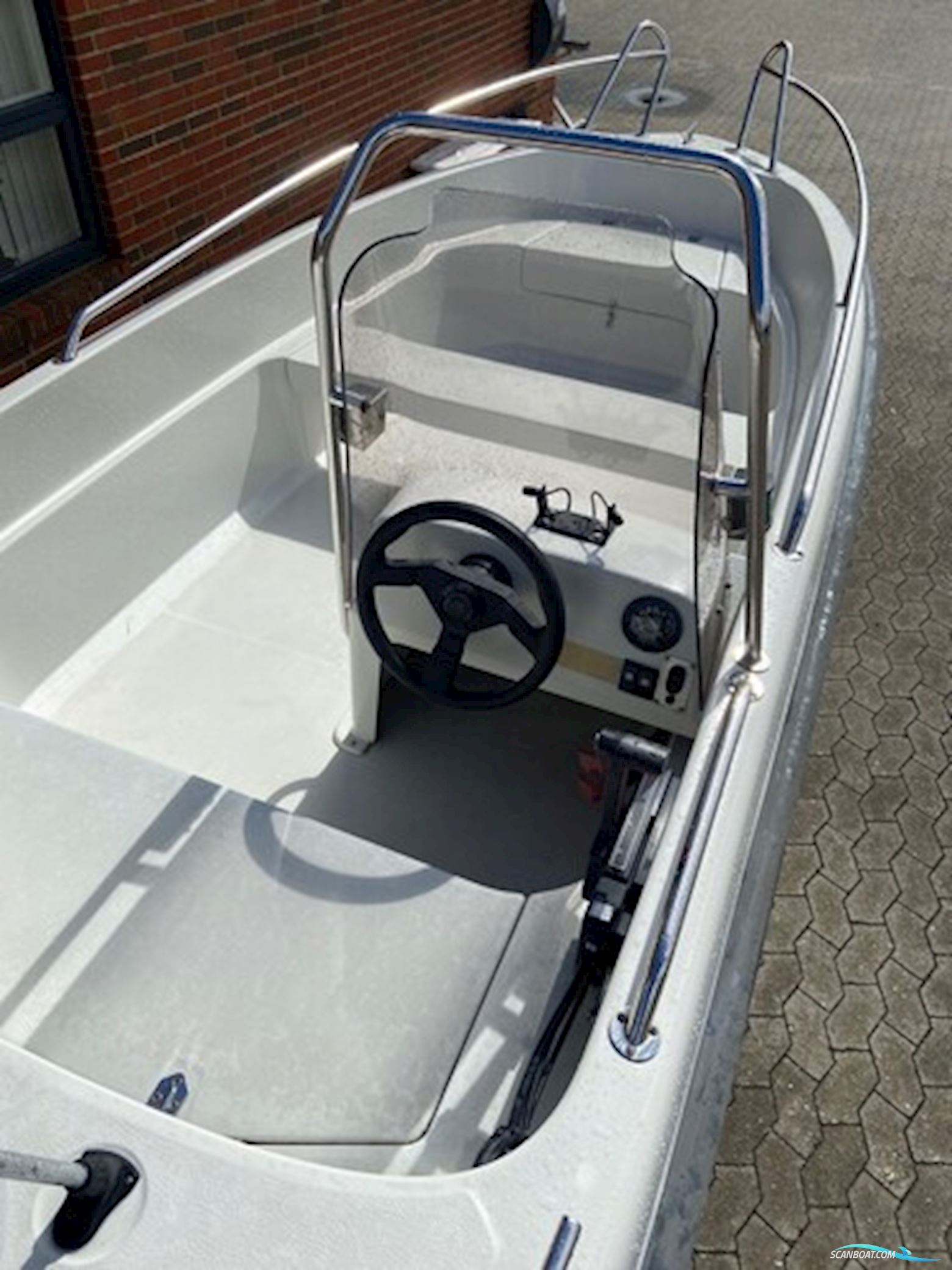 Askeladden 445 Hunter m/Mercury 40 hk 2-takt og Brenderup trailer