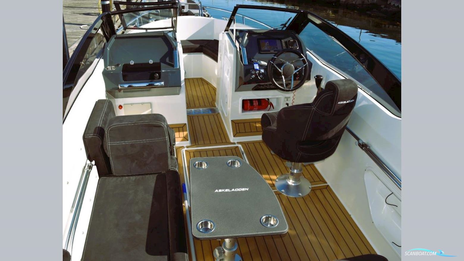 ASKELADDEN C61 Bowrider