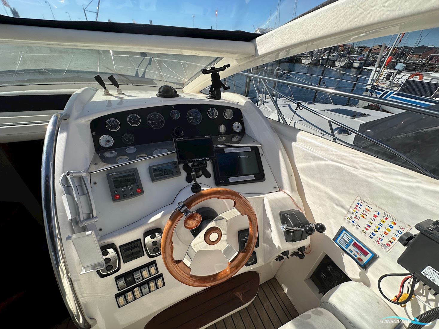 Astondoa 40 Open