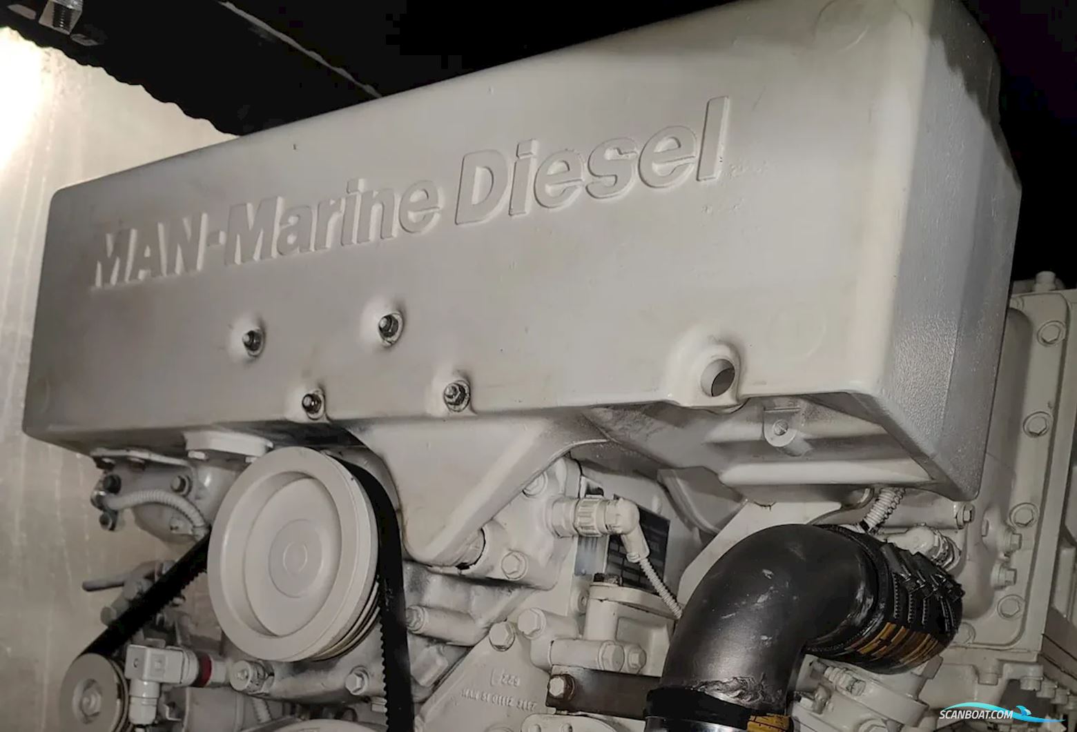 Astondoa Century 100