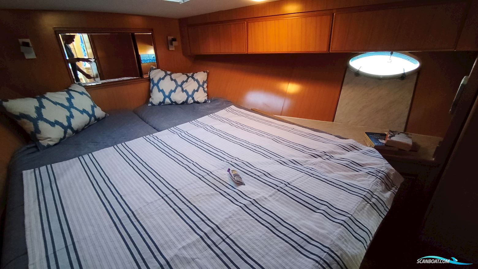 Astor 44
