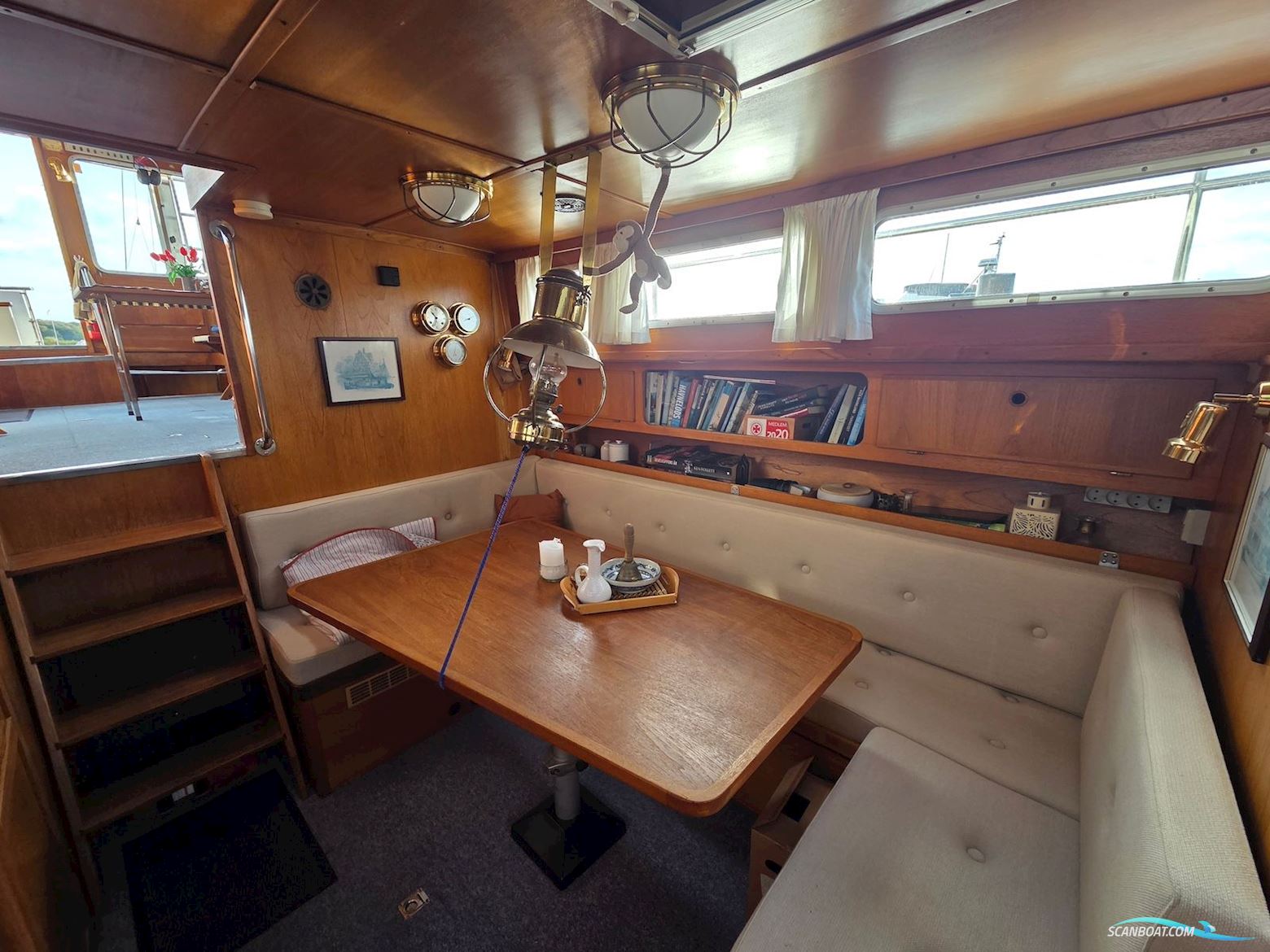Atlantic 37