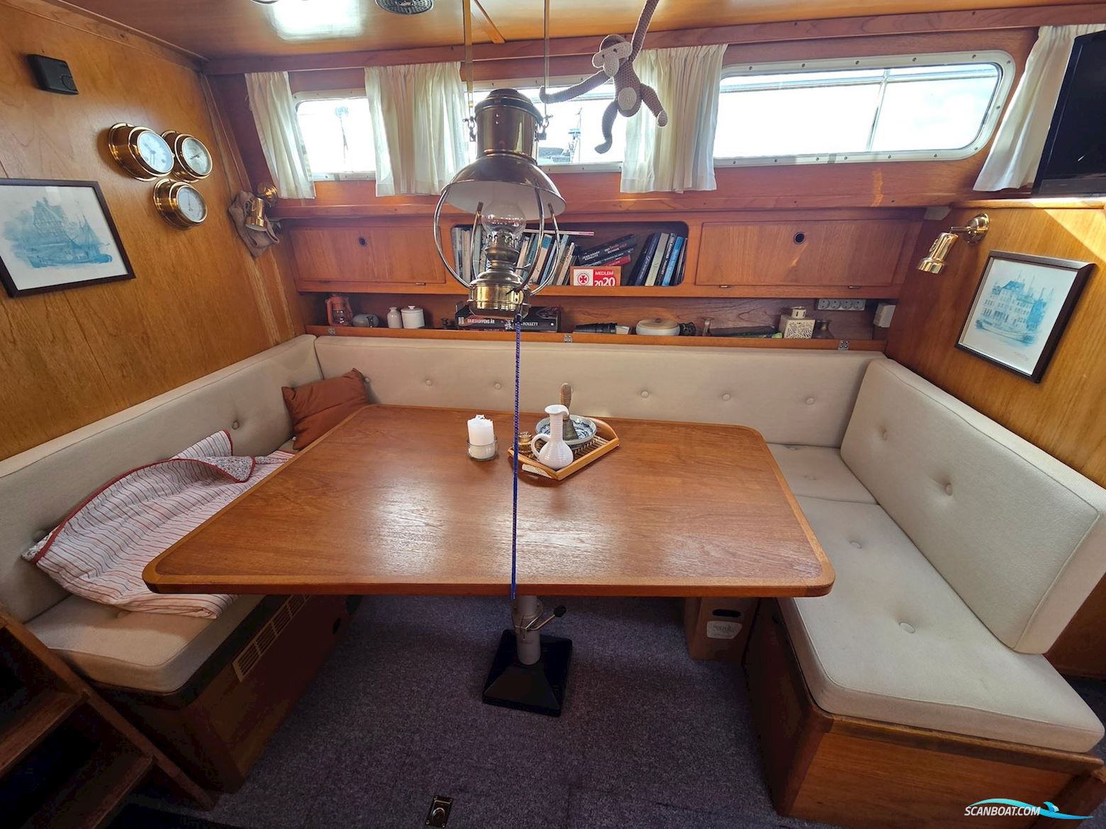 Atlantic 37