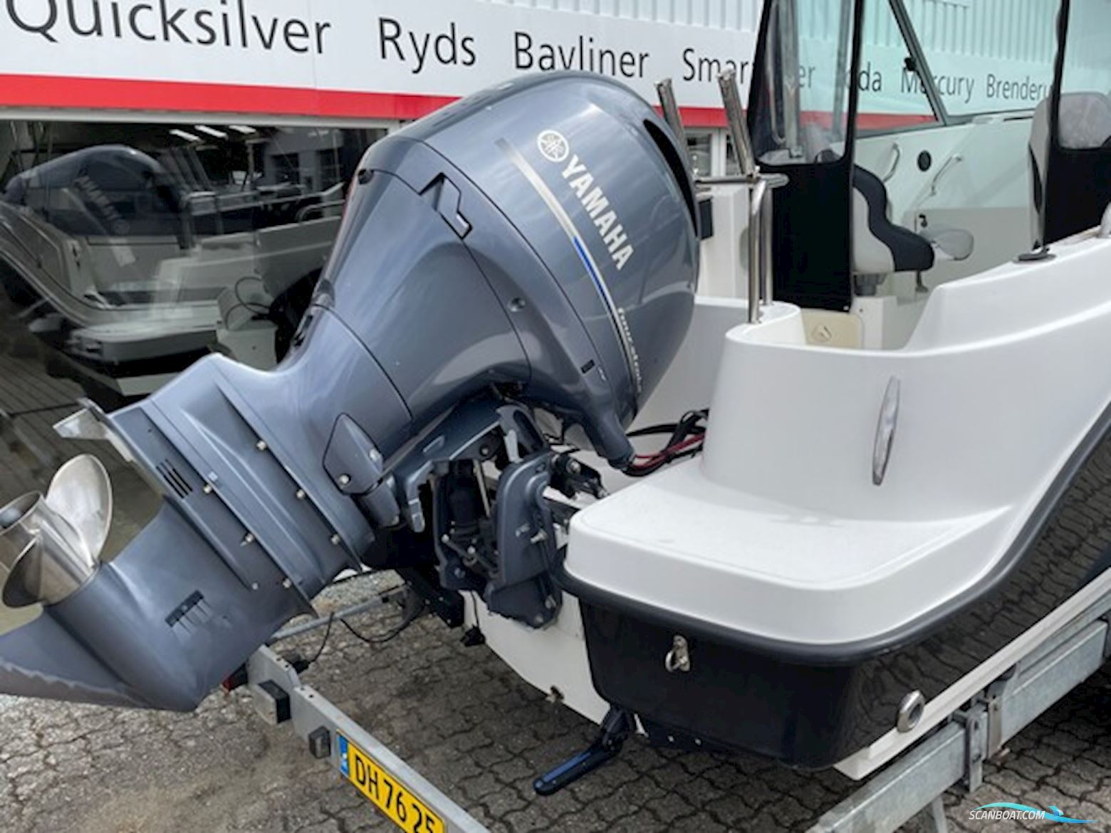 Atomix 600 HT Med Yamaha F150 og Variant 2700 kg Trailer Inkl. el Spil