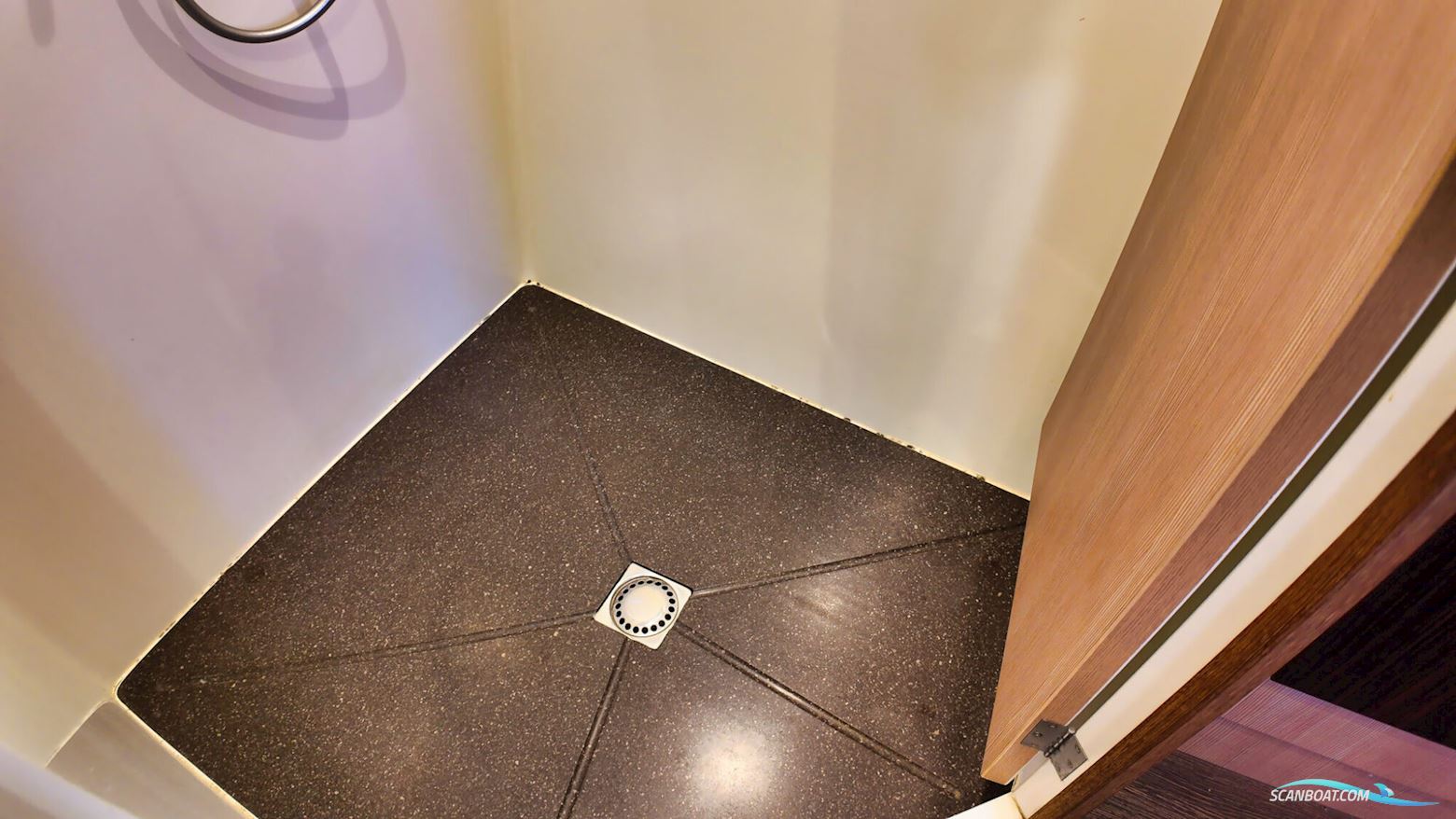 Aventura 43 AK Cabrio