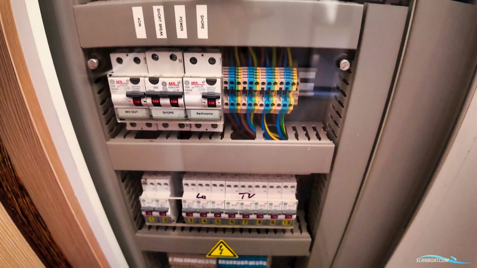 Aventura 43 AK Cabrio