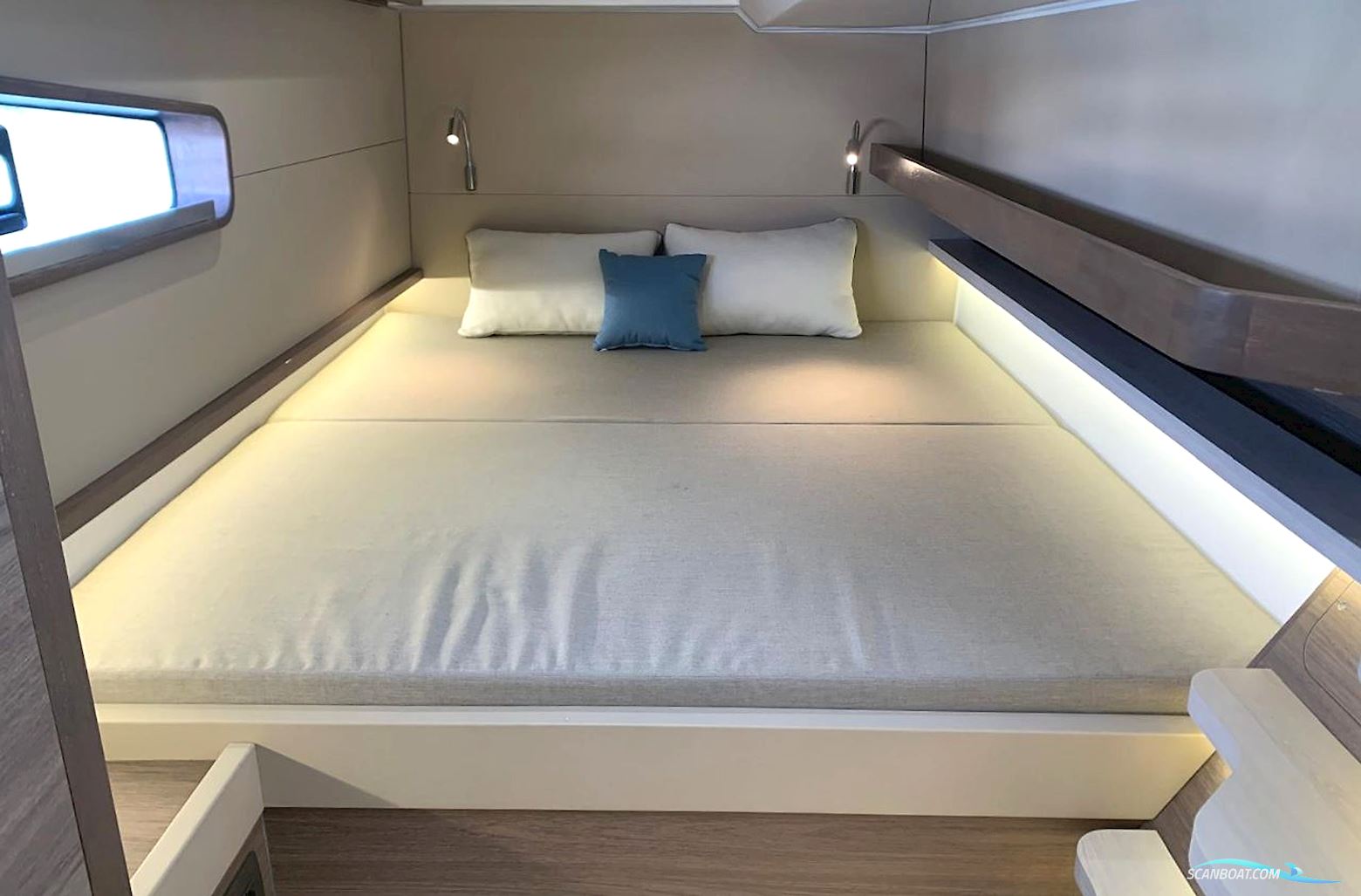 Aventura Yachts 38 Sc