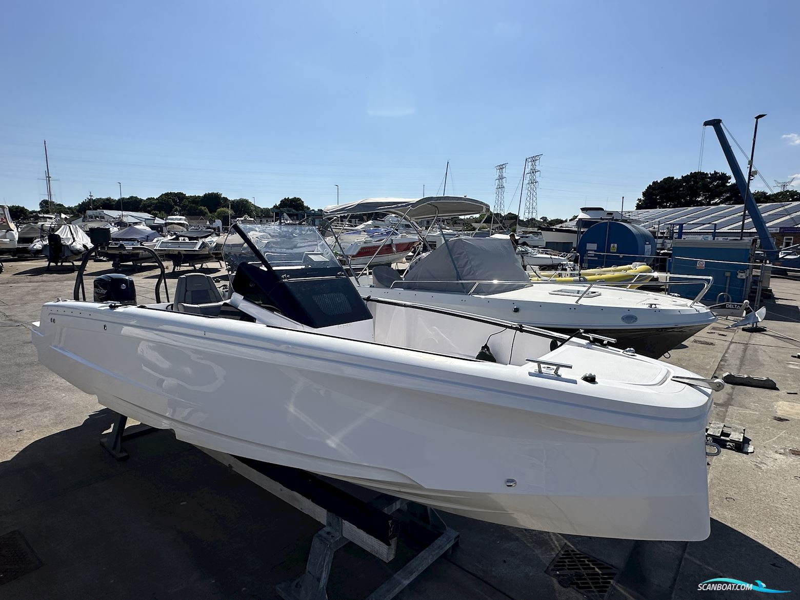 AXOPAR 22 Spyder Motorboot 2022, mit Mercury motor, England