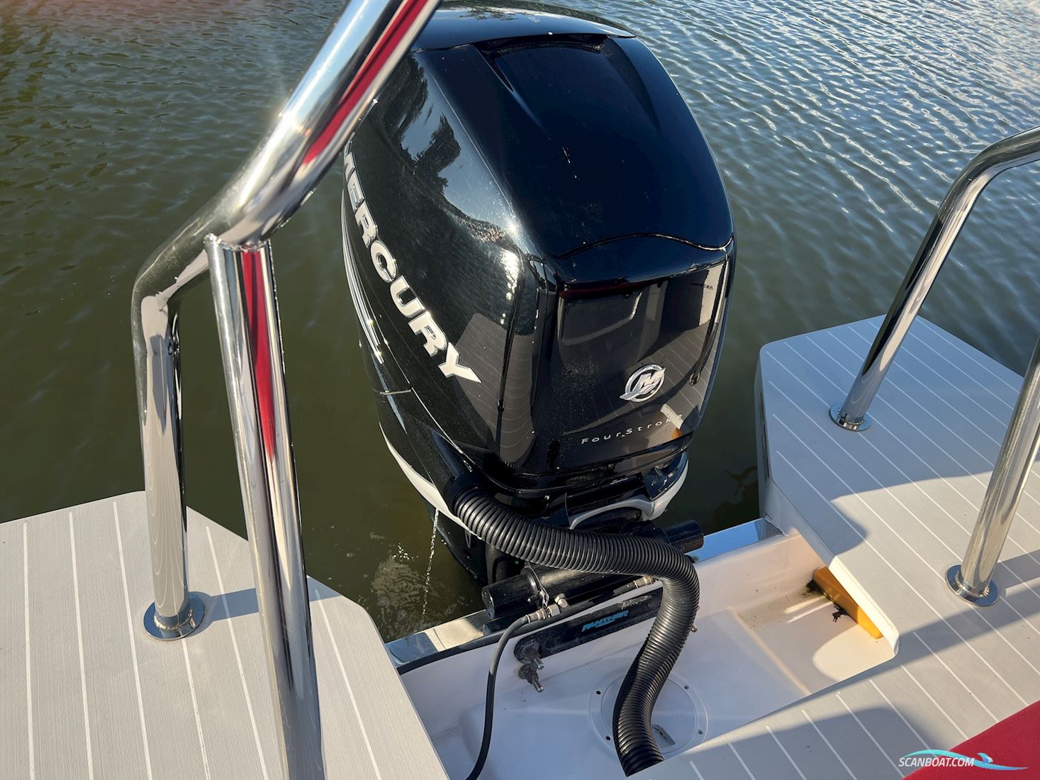 Axopar 28 AC