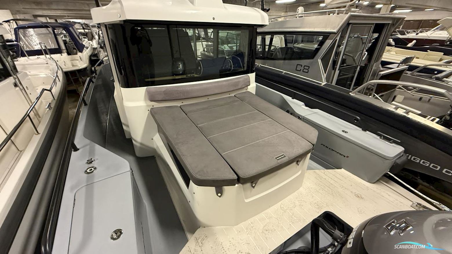 Axopar 28 Aft Cabin