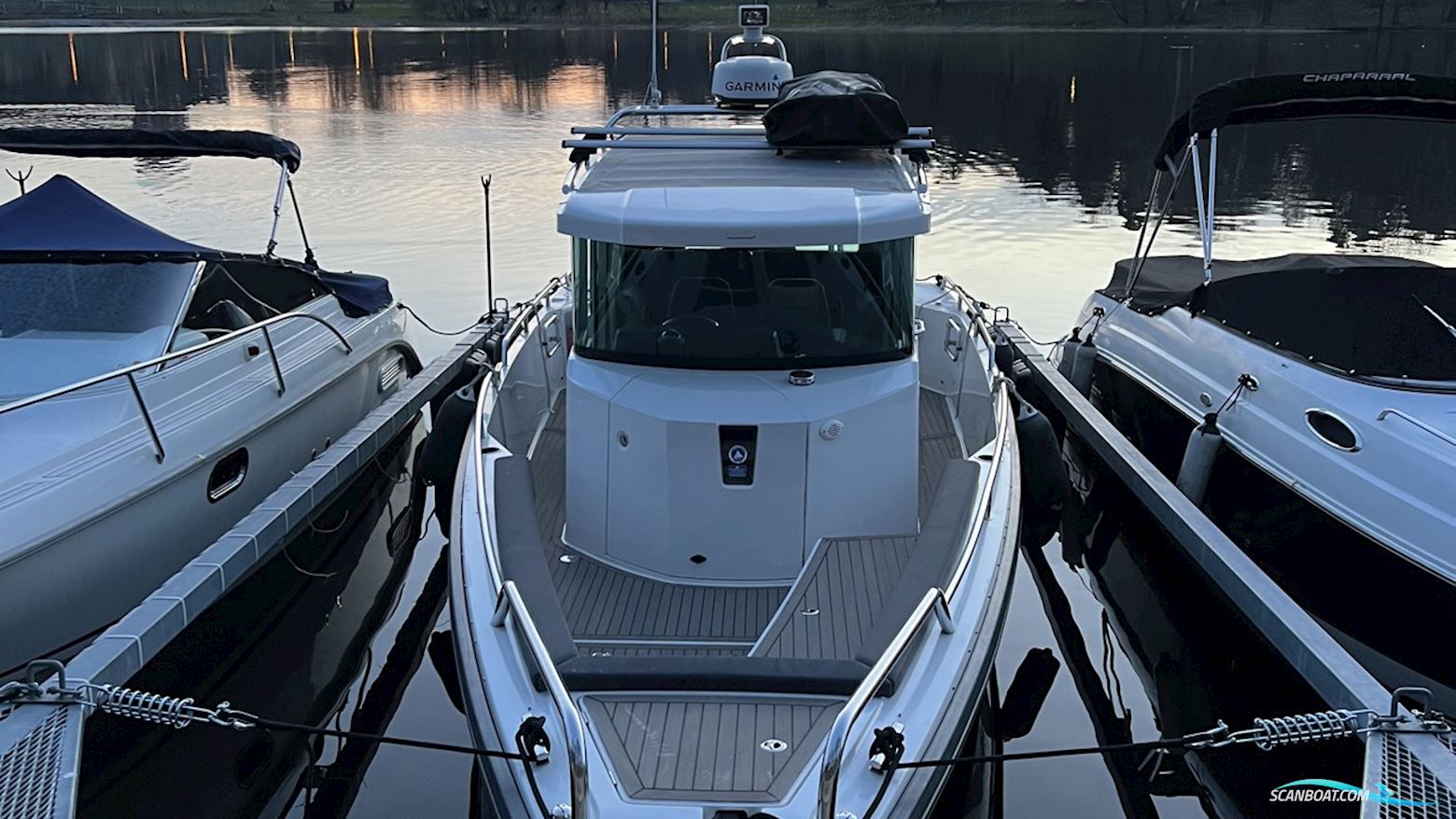 Axopar 28 Aft Cabin