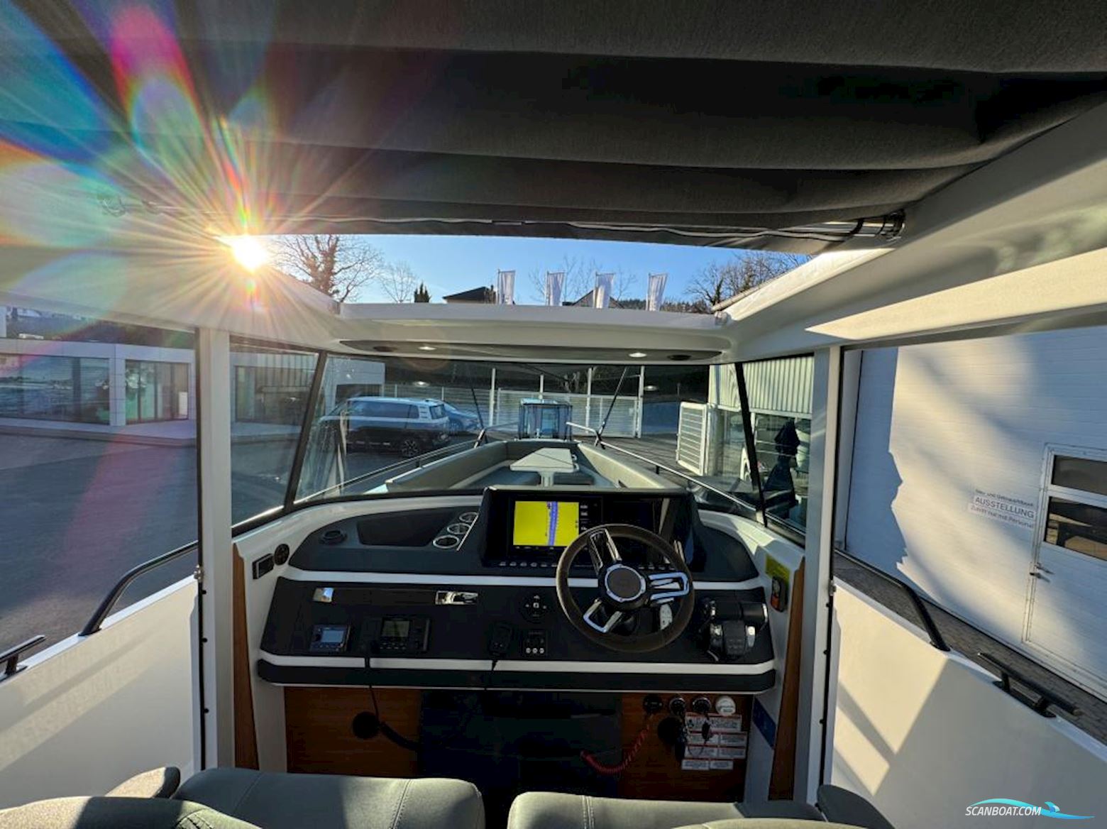 Axopar 28 Cabin - Reserviert