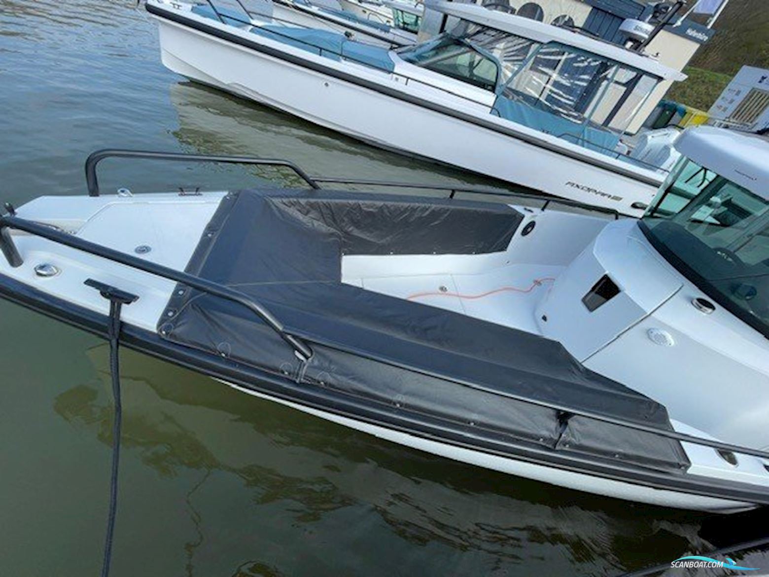 AXOPAR 28 CABIN BRABUS LINE