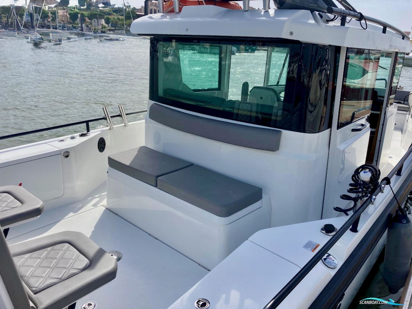 Axopar 28 Cabin Brabus Line