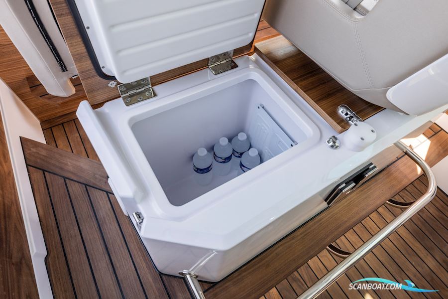 Axopar 28 Cross Cabin