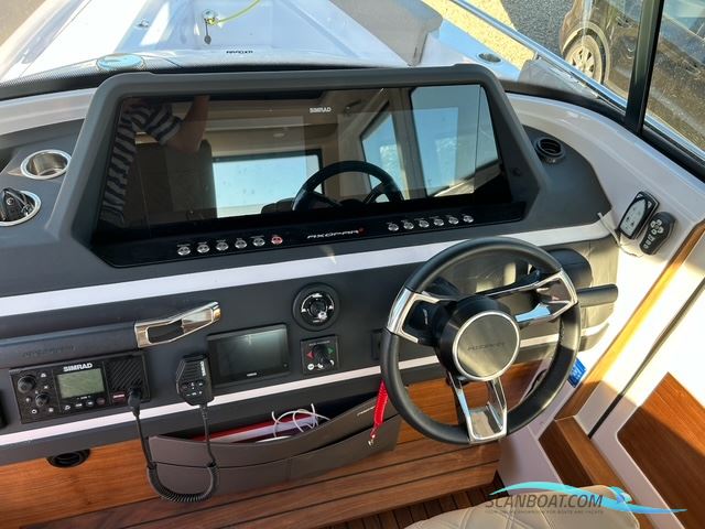 Axopar 28 Cross Cabin