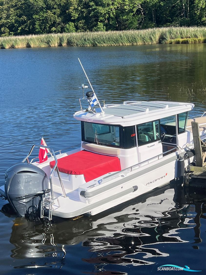 Axopar 28 Cross Cabin