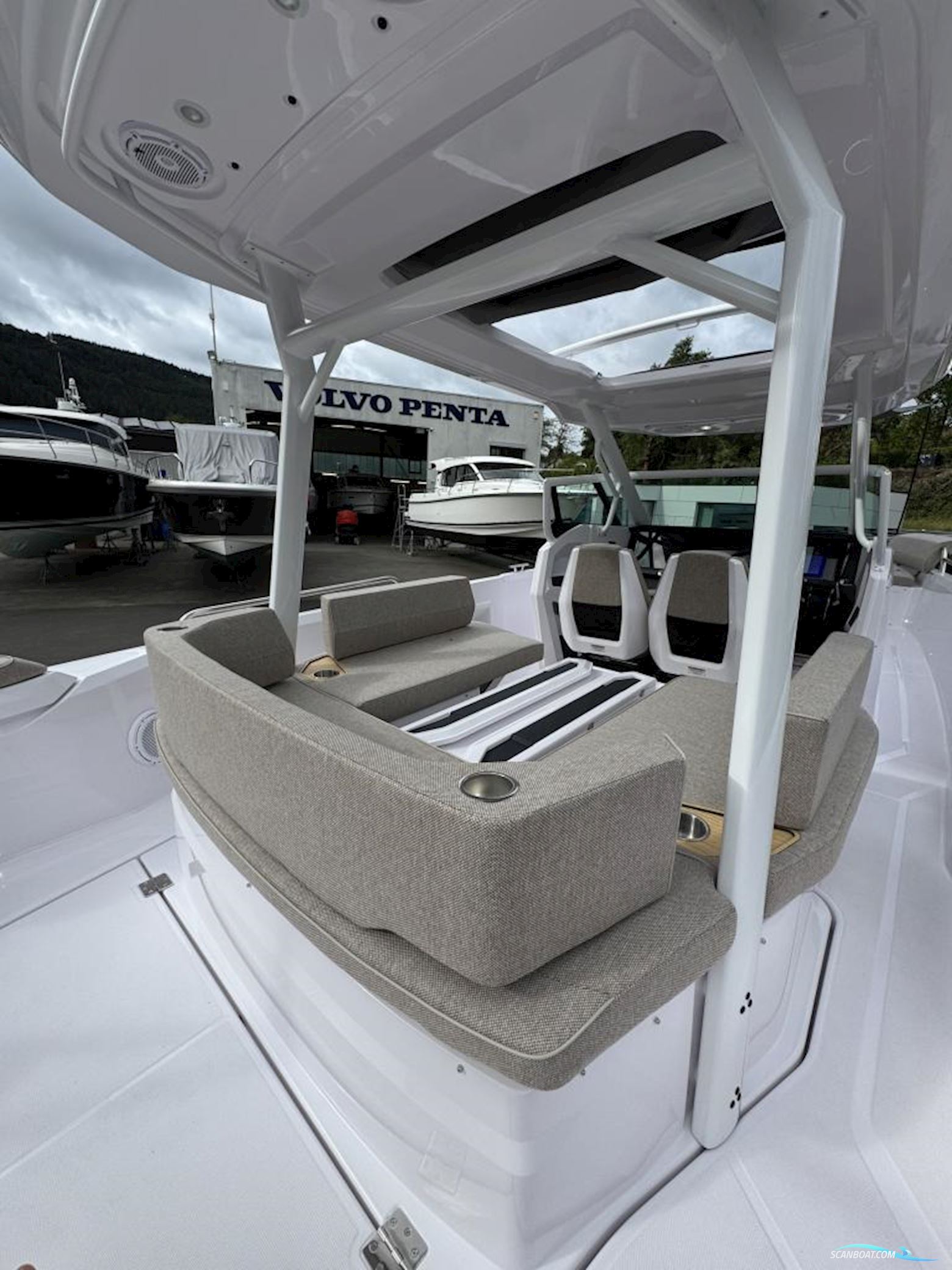 Axopar 29 Sun-Top - Reserviert zu Besichtigen-